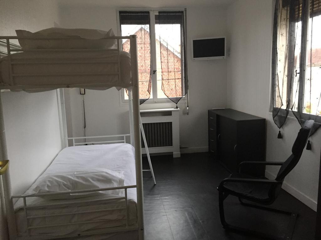 Arcantis Hotel La Residence Cergy Zewnętrze zdjęcie