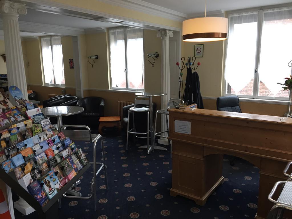 Arcantis Hotel La Residence Cergy Zewnętrze zdjęcie