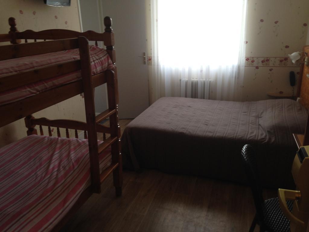 Arcantis Hotel La Residence Cergy Pokój zdjęcie